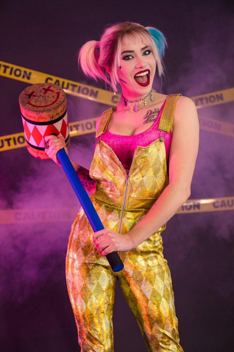 16_Nichameleon_Harley_Quinn_Gold_16