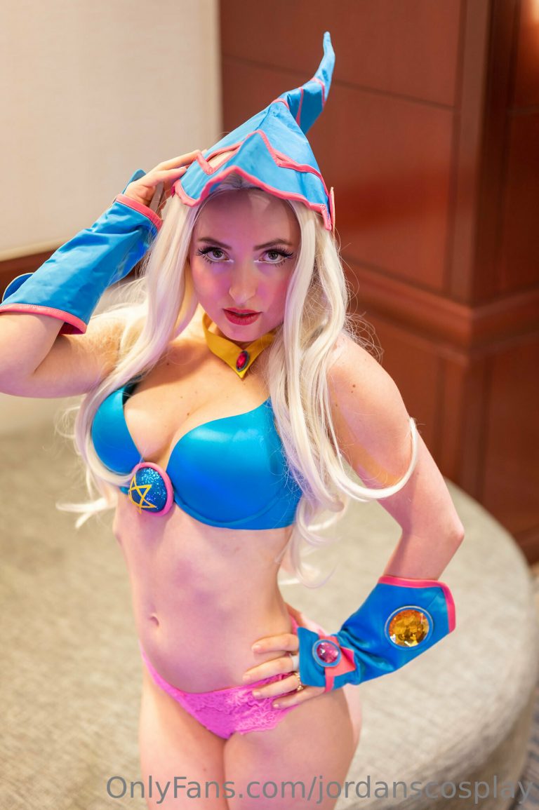 13_Dark_Magician_Girl_13