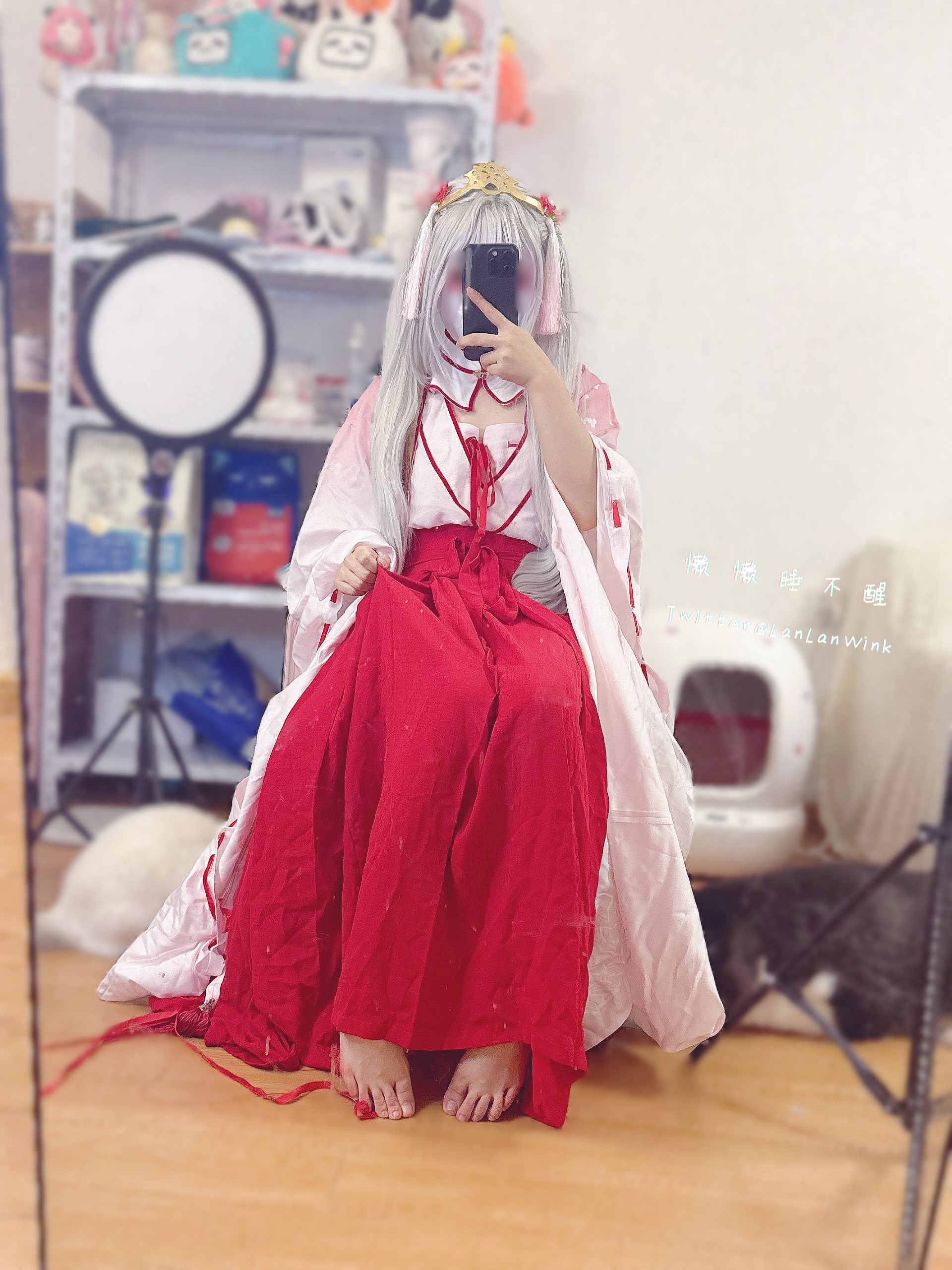 01