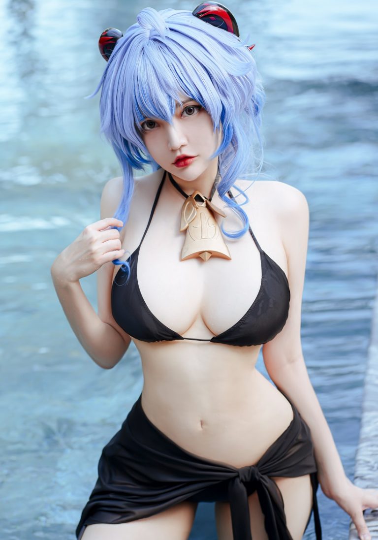 01_Potato_Godzilla_Ganyu_Bikini_1