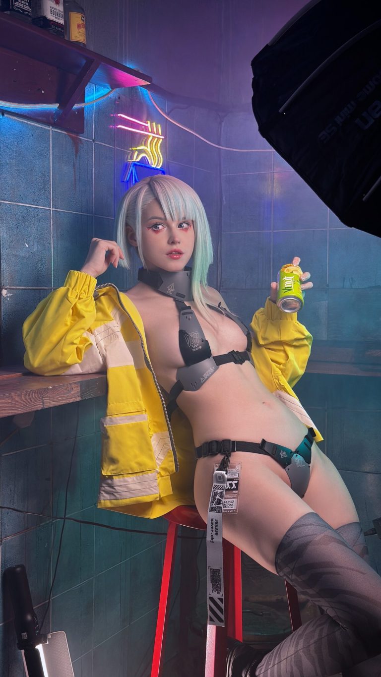 04_Shirogane_Sama_Lucy_4