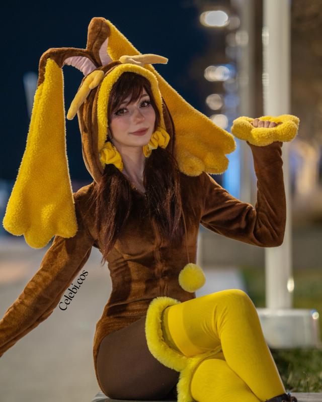 Celebi cosplay - Lopunny (11)