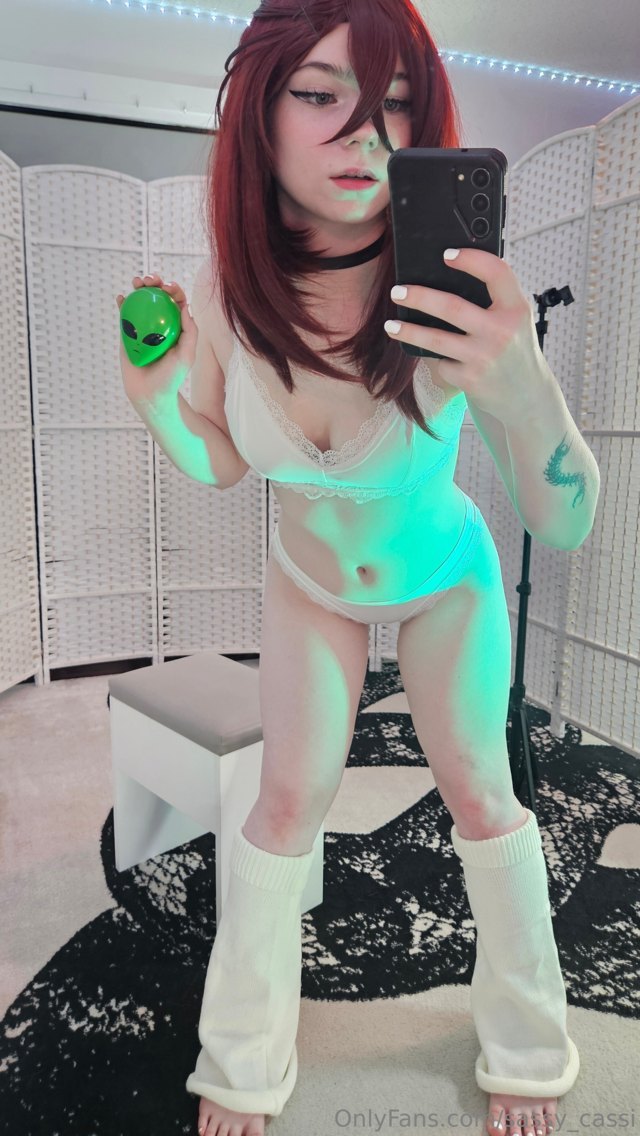 Sassy Cassi - Momo Ayase (47)