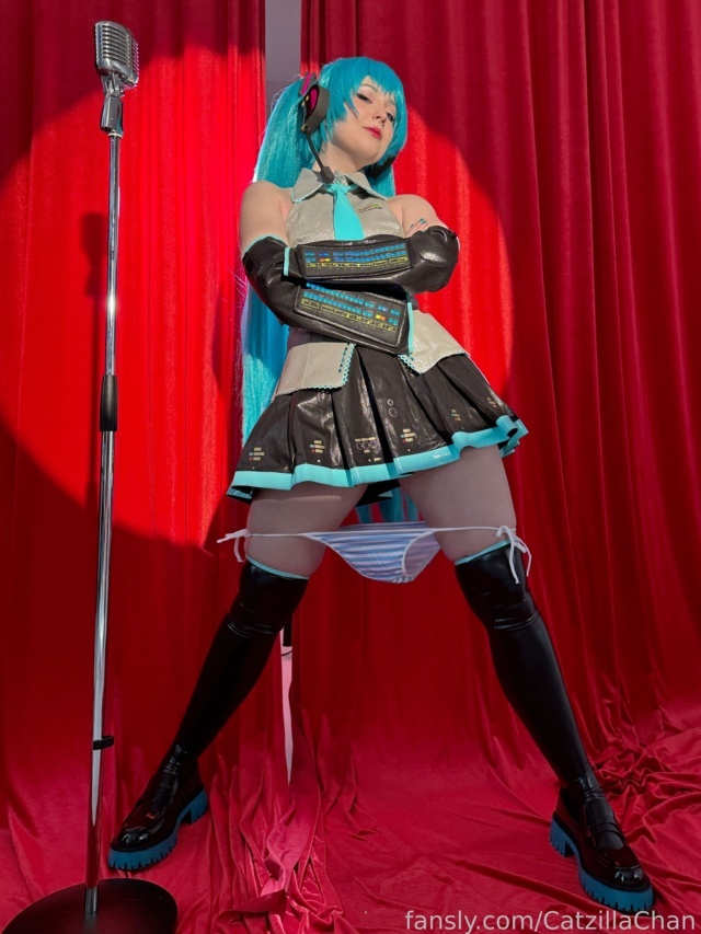 Catzilla - Miku (14)