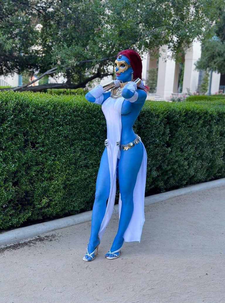 Graciethecosplaylass - HellFire Gala Mystique (11)
