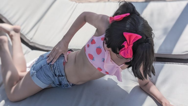 Tomomechi - Nico Bikini (1)