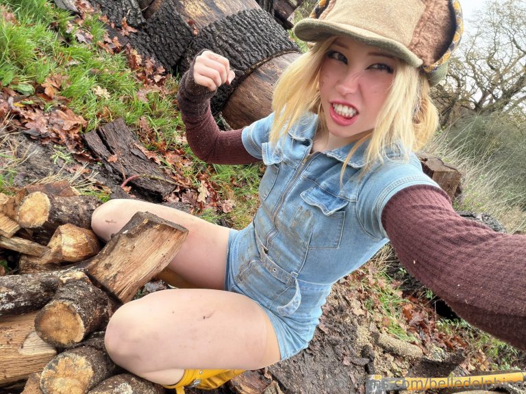 Belle Delphine 2025 - Onlyufans Lumberjack Belle (17)