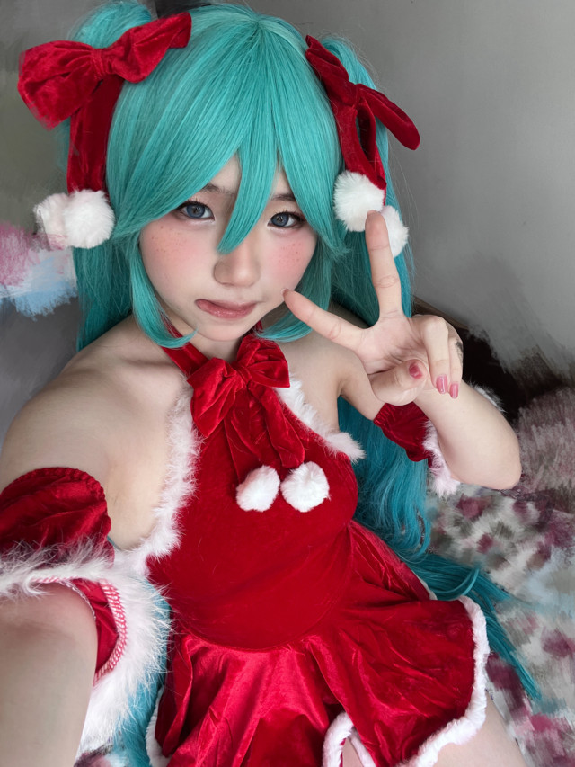 Fen Fen - Christmas Miku (3)