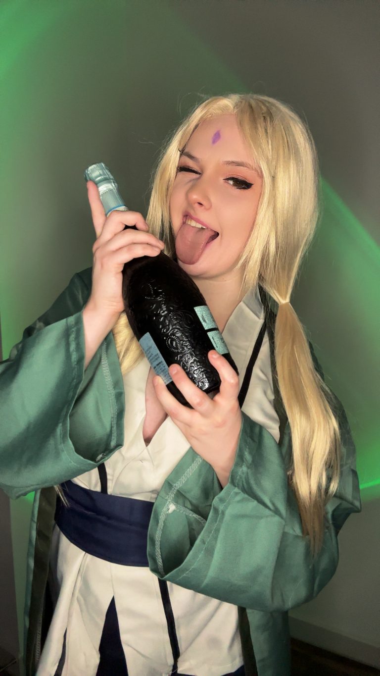 Nina - Tsunade (27)
