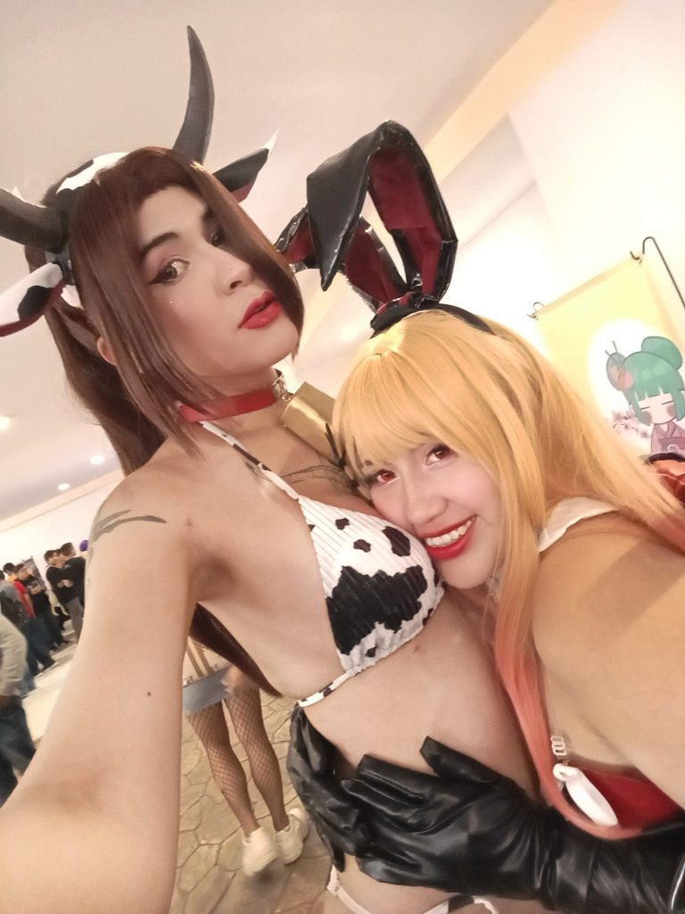 Annie Bunnie - Cow Mai Shiranui (12)