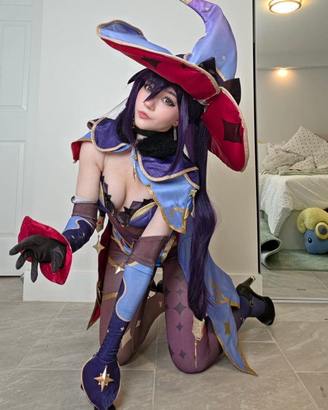 Celebi cosplay - Mona (17)