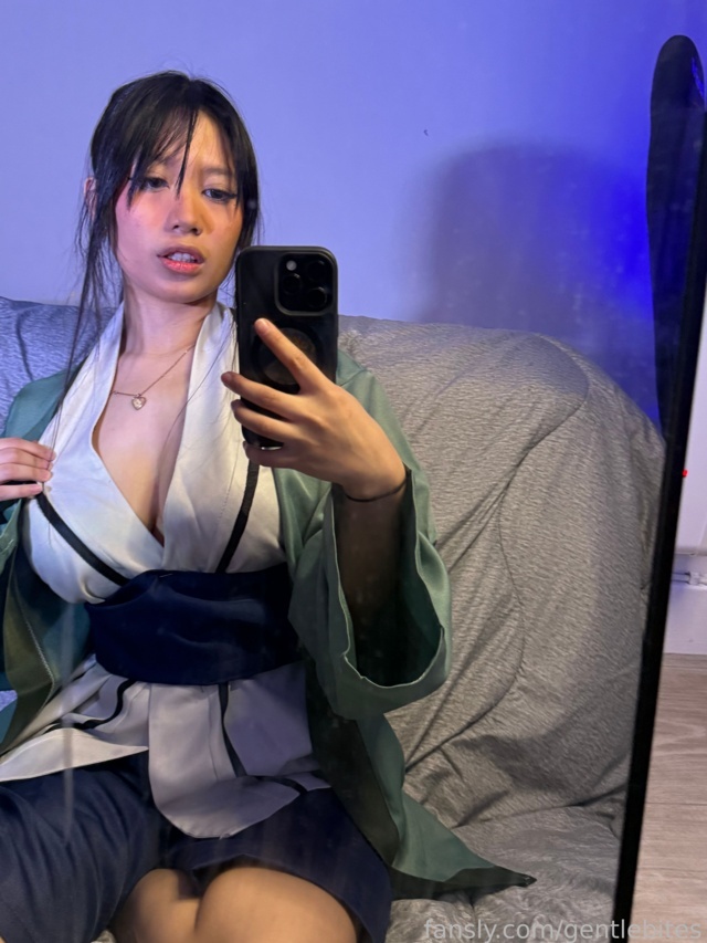 Gentle Bites - Tsunade (20)