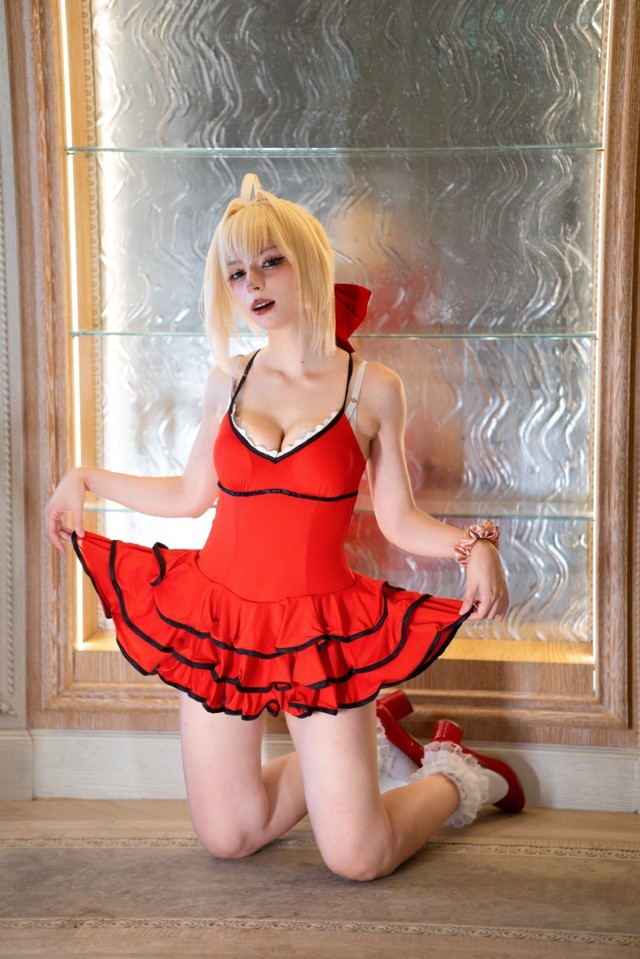 Himeecosplay - Nero Dress (9)