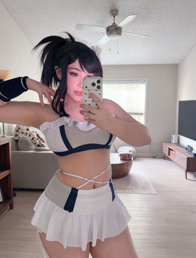 Junkenstein - Tifa bikini (10)