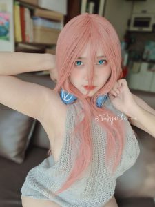 Tsunnyanchan - Miku Nakano (28)