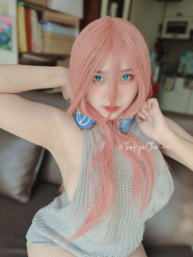 Tsunnyanchan - Miku Nakano (28)