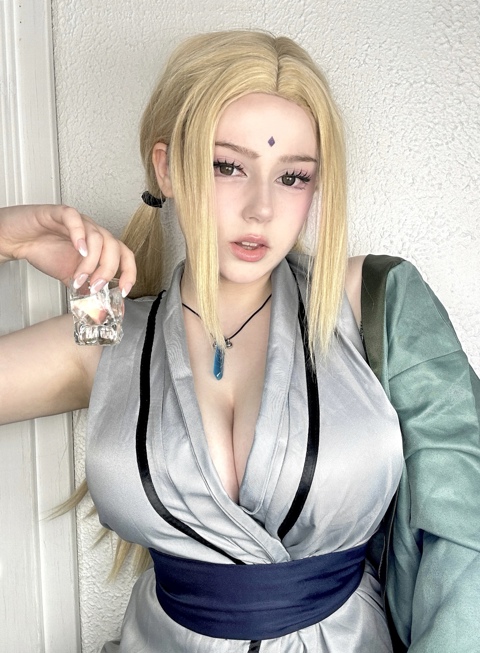 Upminaa - Tsunade (10)