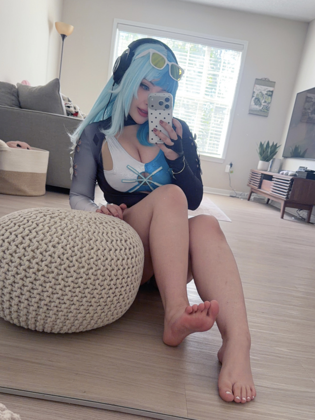 Junkenstein - Luna Snow (18)